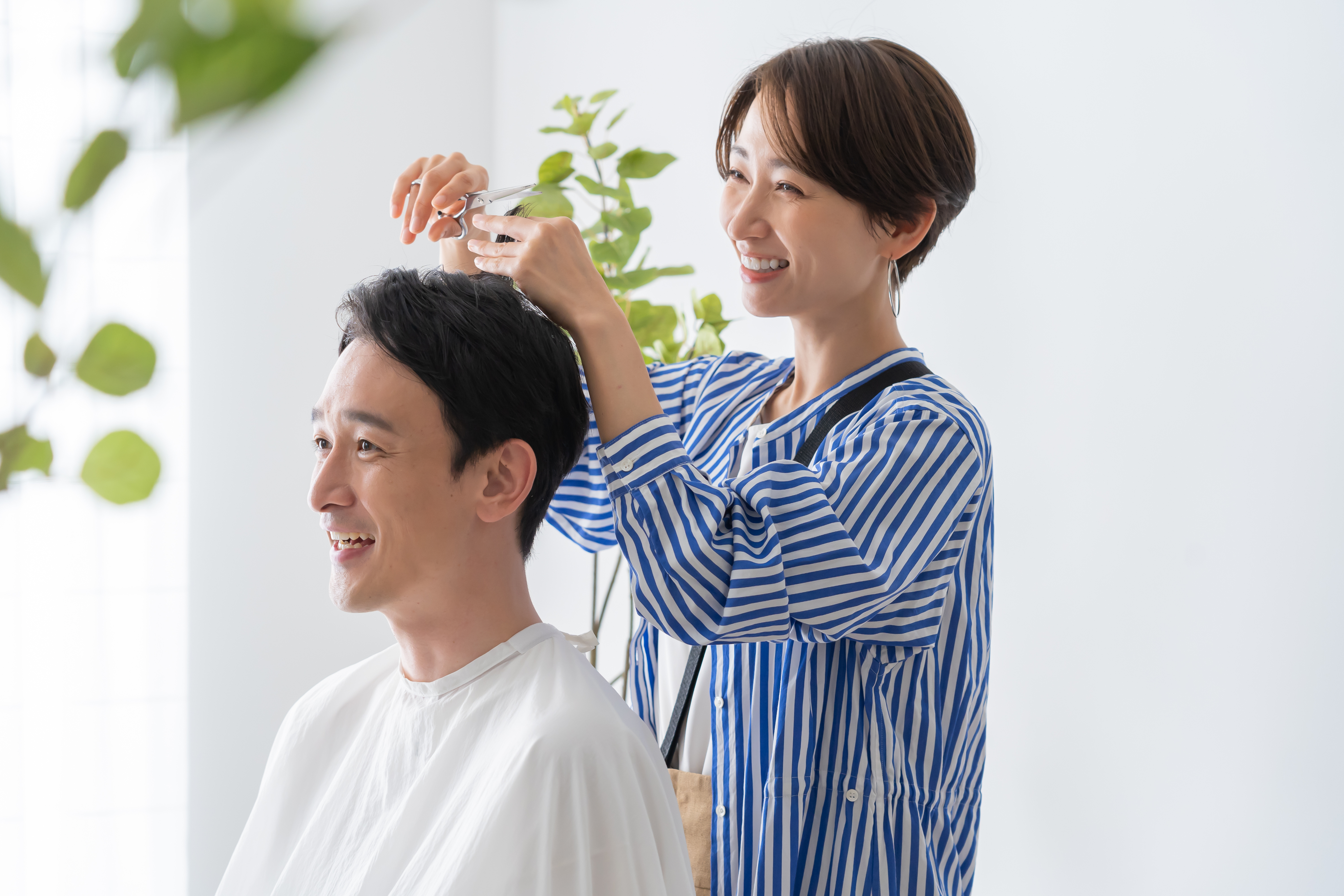 littleサロンで働くスタッフの様子