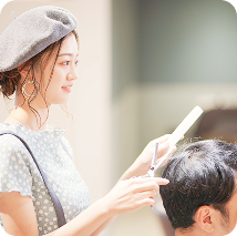 スタイリストの様子